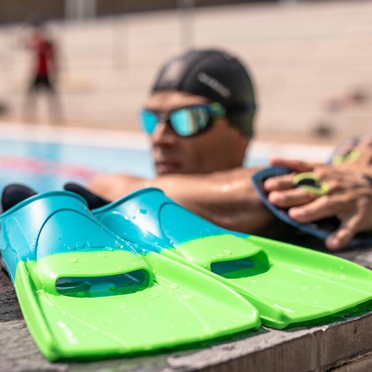 Aletas de natación cortas